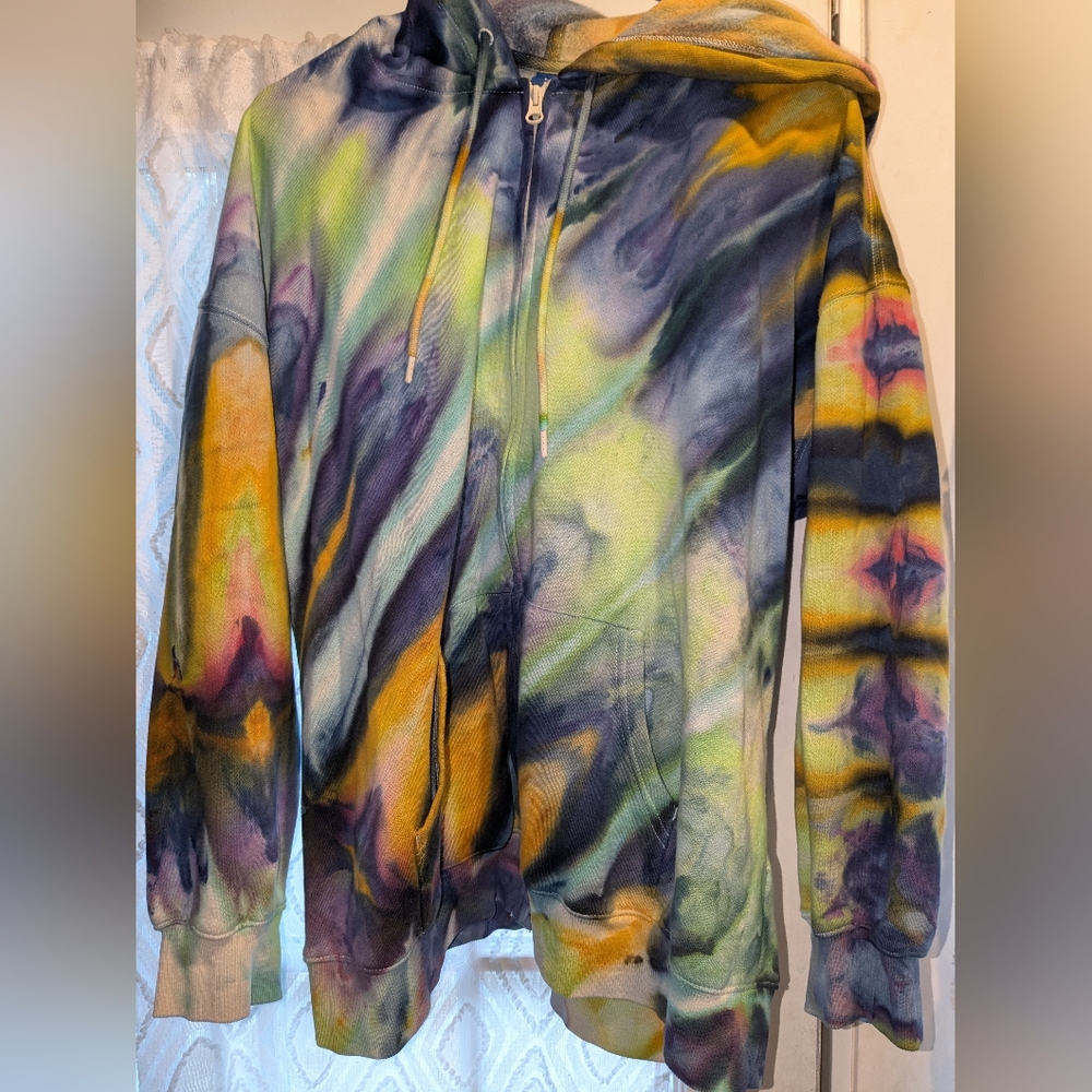 Colorful Tie-Dye Hoodie Size L